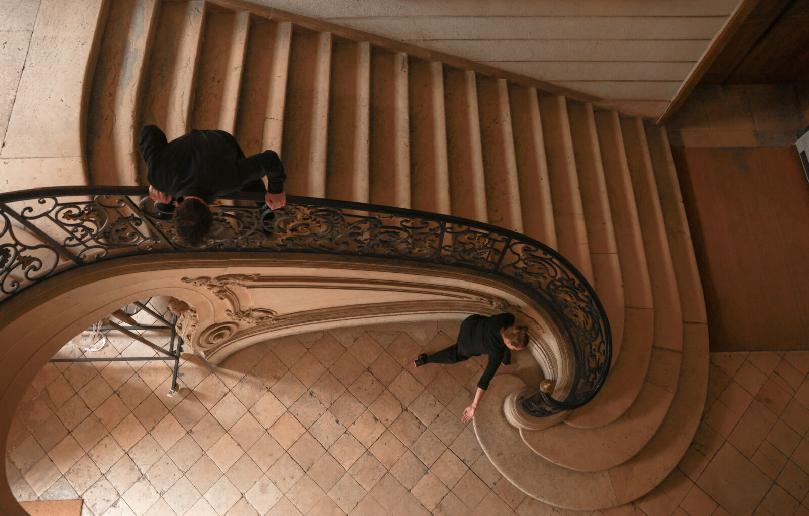État des lieux, une visite dansée pour le Palais du Gouvernement (création participative)